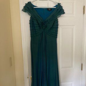 Tadashi Shoji Blue Green Iridescent Evening Gown Size 8